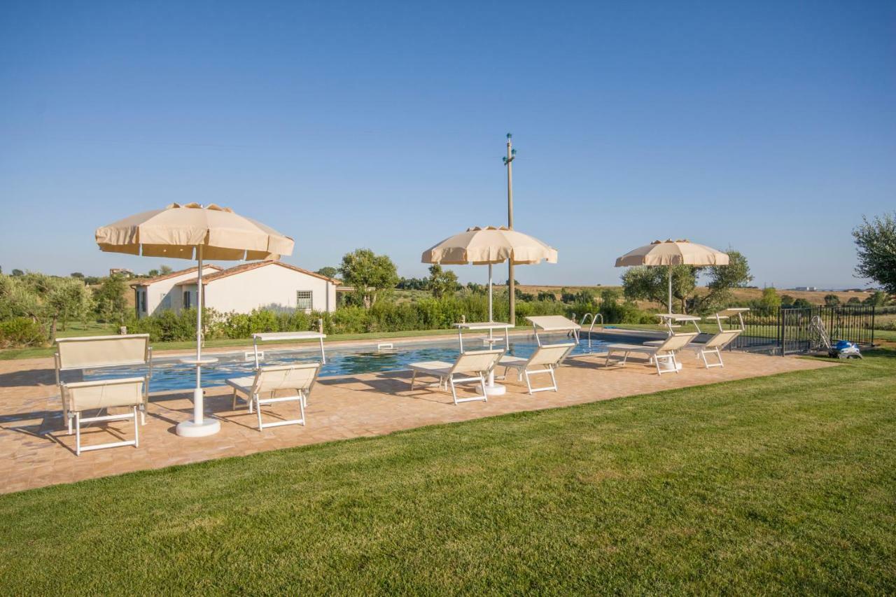 Agriturismo Il Mirto Pescia Romana Exterior foto