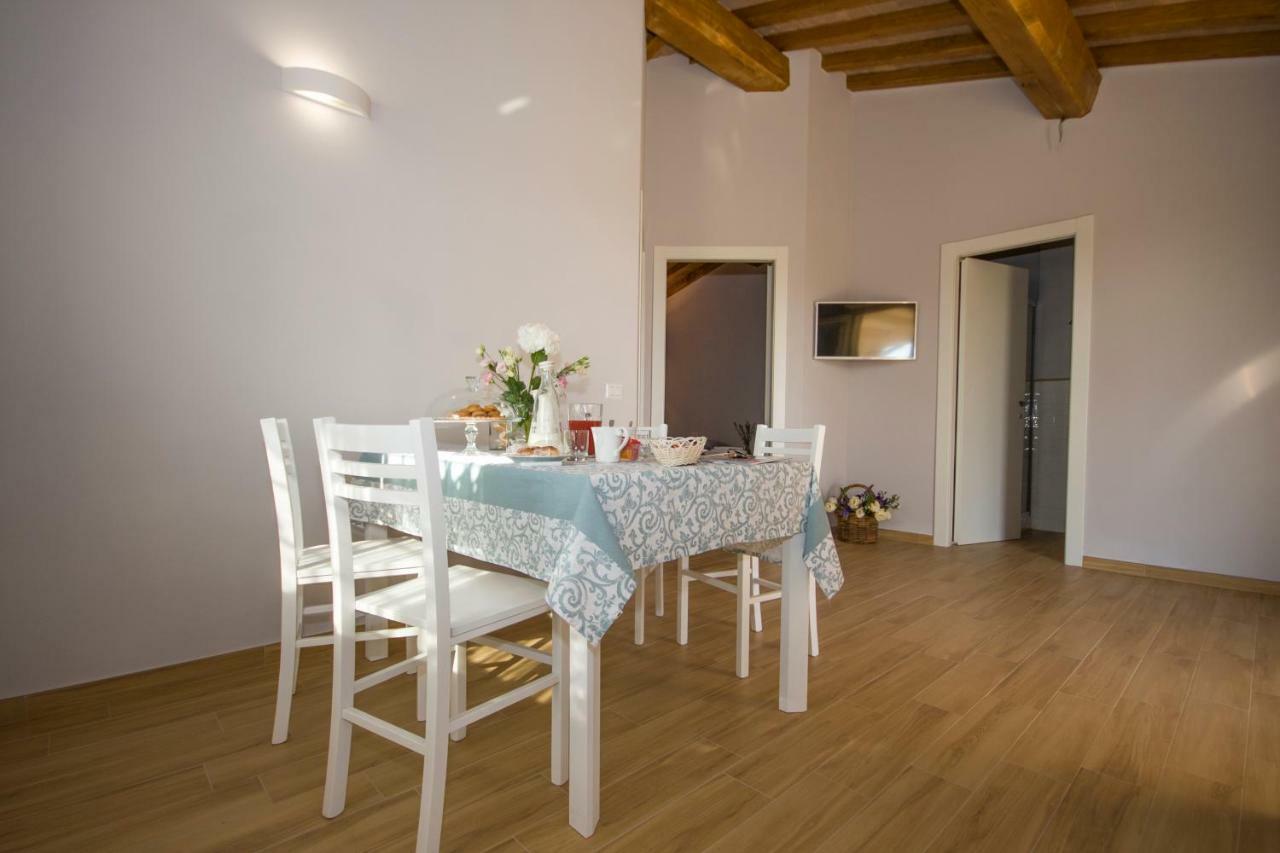 Agriturismo Il Mirto Pescia Romana Exterior foto